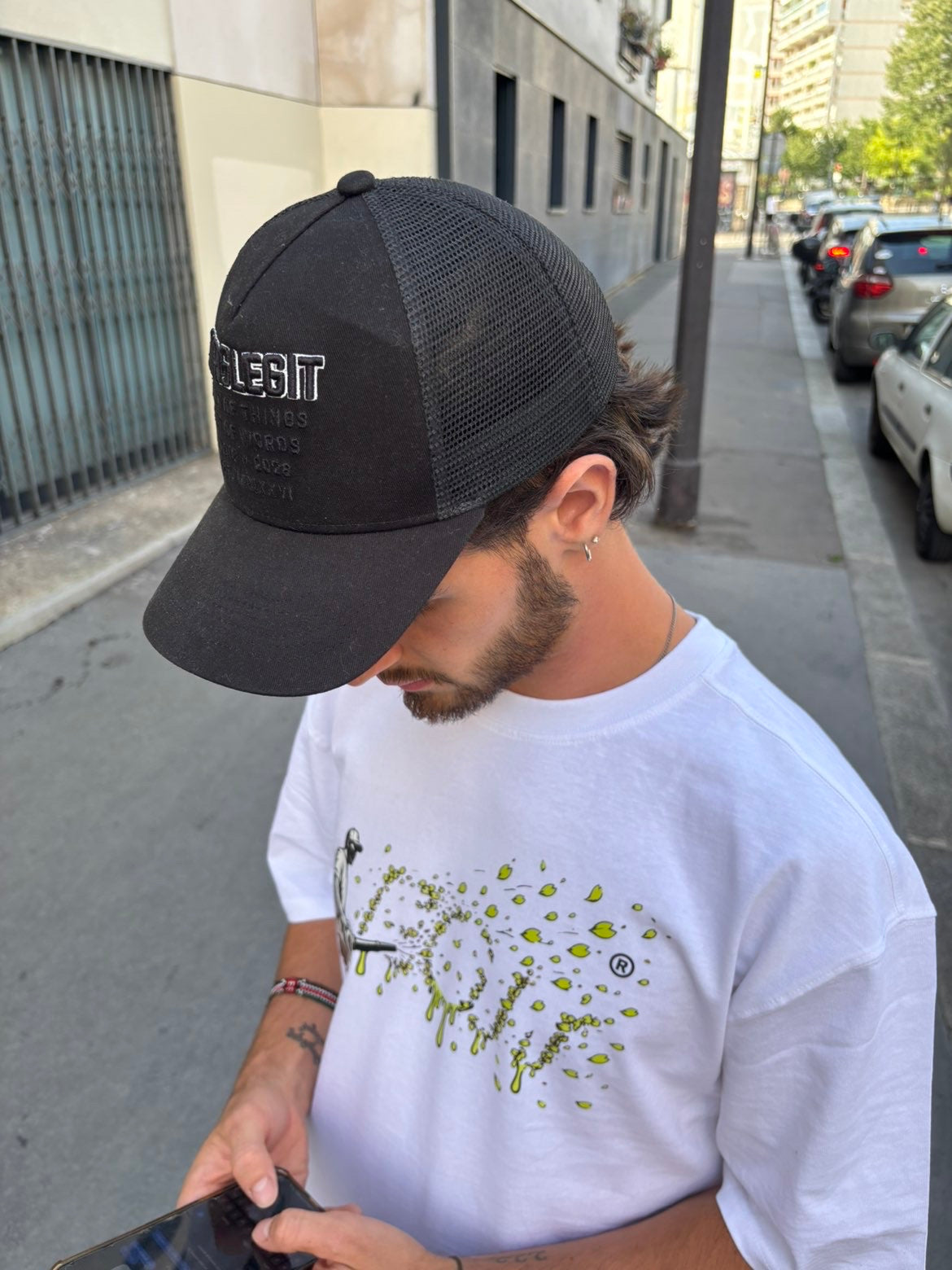 OVERLEGIT – PÉTALES