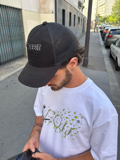 OVERLEGIT – PÉTALES